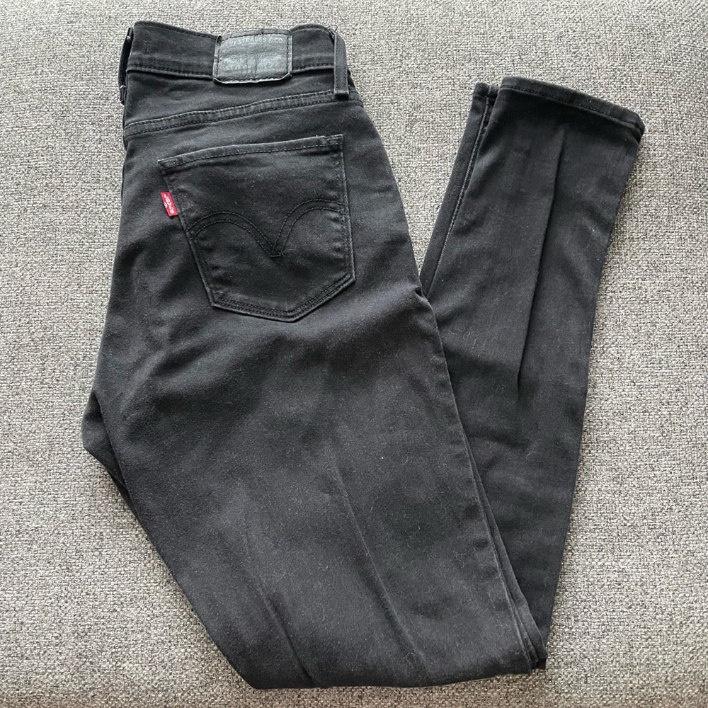 Levi’s Curvy Skinny Jeans